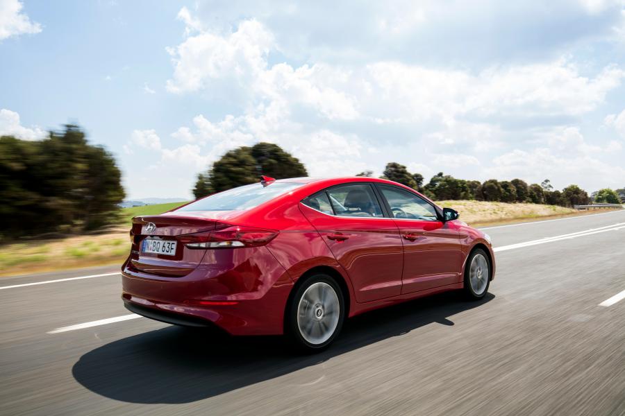  Hyundai Elantra 2016 года  (AU) (фото 21 из 28)